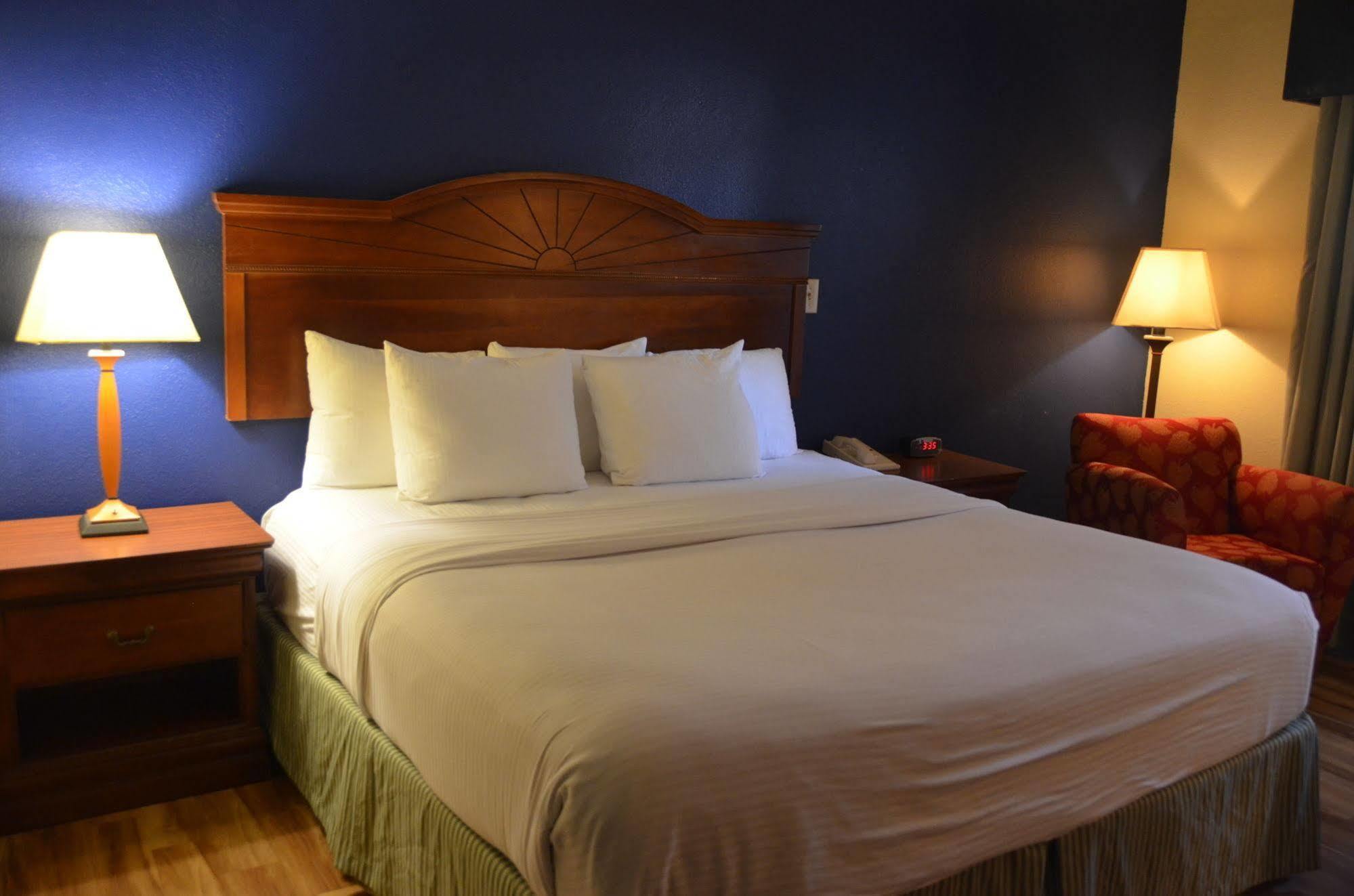 Eagles Nest Inn Statesboro Esterno foto